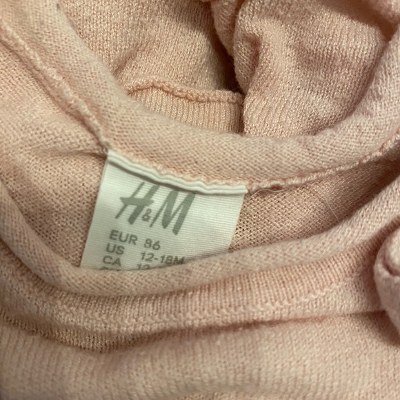 Bundle of assorted girl clothing 3m to 3T. - Picture 4 of 4